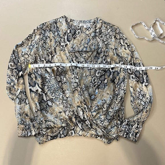 Olivia Graye Metallic Snake Print Wrap Blouse Size XS - Picture 6 of 7